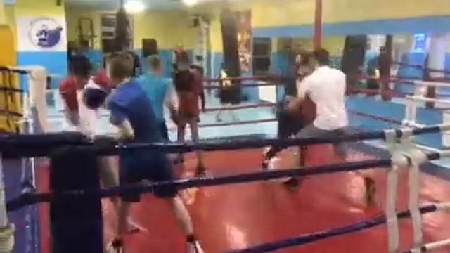 Бокс на Борщаговка смотреть онлайн