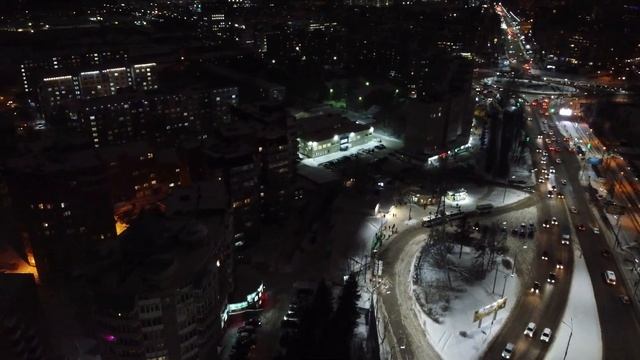 Вечерний Томск с высоты. Богашёвский тракт и площадь Южная. смотреть онлайн