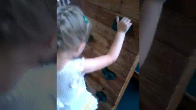 Марьяша в деревянном домике. ТРЦ " Красная Площадь". смотреть онлайн