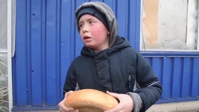 Война - ужасная вещь! Мальчик из Мариуполя смотреть онлайн