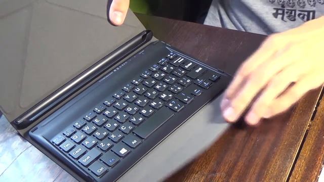 QUMO VEGA 8008W - Недорогой планшет на Windows 8 смотреть онлайн