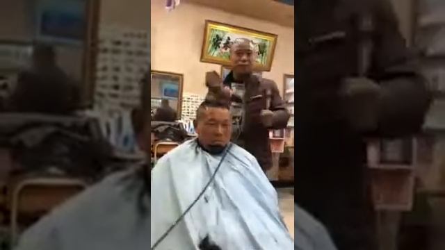 Warning! When a barbar uses an angle grinder to cut hair! смотреть онлайн
