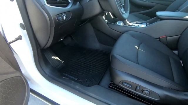 New 2024 CHEVROLET MALIBU RS Car For Sale In Brook Park, OH смотреть онлайн