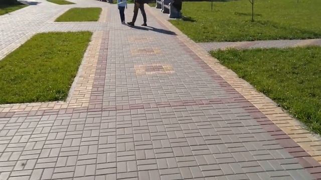 Воронежская область город Лиски. Прогулка по скверу, санаторий Радон! смотреть онлайн