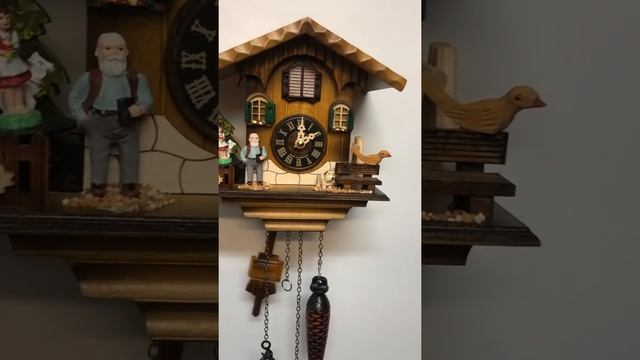 Часы с кукушкой SARS 04243-8MT (Германия) с подвижными фигурками смотреть онлайн