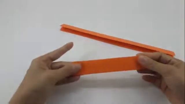Origami Tutorial - How to fold an Easy Origami guns смотреть онлайн