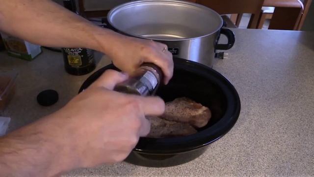Готовим ножки индейки в Крок пот с курагой и черносливом смотреть онлайн