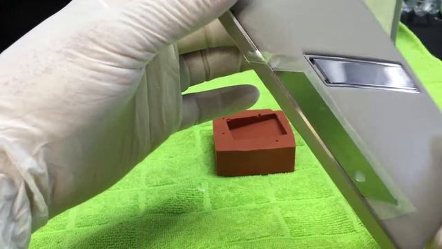 Como abrir a caixa de som da Harman kardon How to open the Harman kardon speaker смотреть онлайн