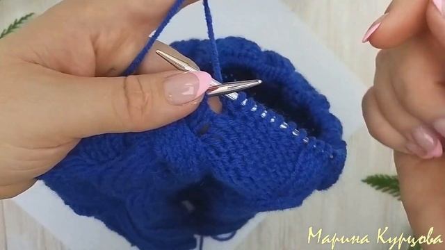 Детская шапка. Шапка спицами. Зимняя шапка. смотреть онлайн