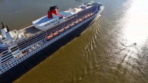 Самый большой океанский лайнер Queen Mary 2