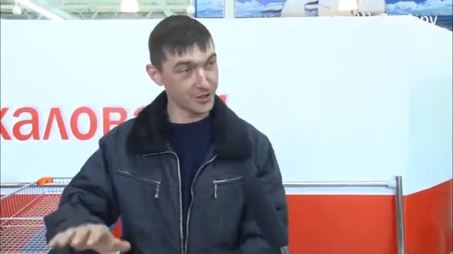 Мужчины Великих Лук желают женщинам весеннего наст... смотреть онлайн