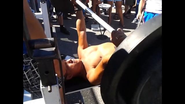 День физкультурника Соликамск жим лёжа смотреть онлайн