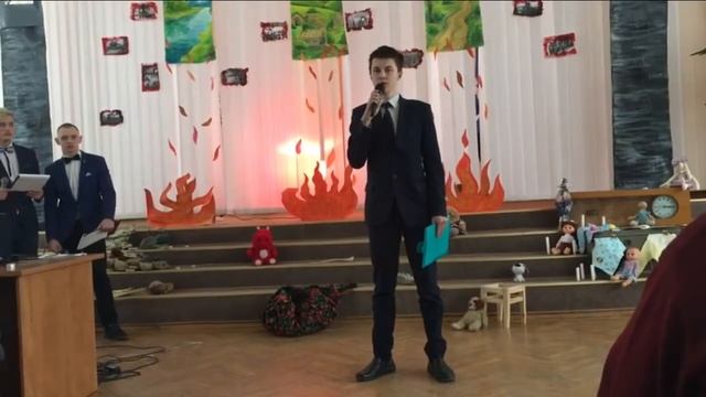 Вновь иней на деревьях стынет! смотреть онлайн