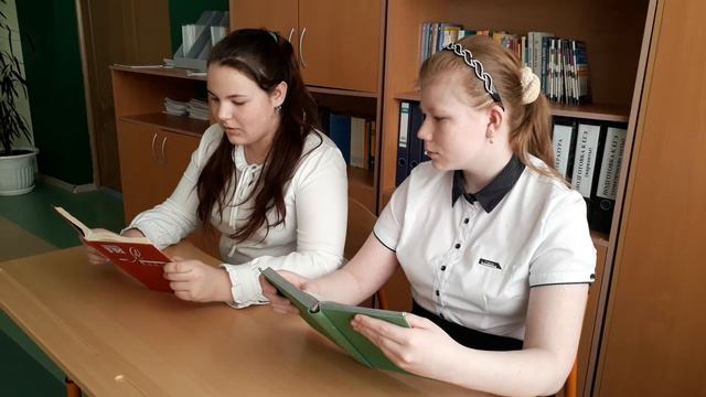 Страна читающая — «7а кл.» читают произведение «Крохотки:Утро» А. И. Солженицына0412 141055 смотреть онлайн