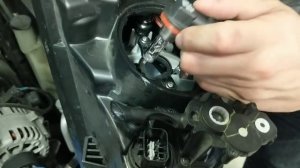 2011-2016 Hyundai Elantra Headlight Bulb Replacement | How To / DIY