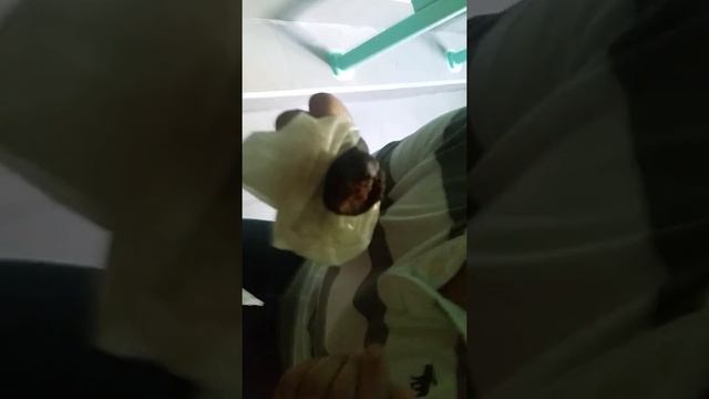 Альберт сйел какашку в школьном туалете