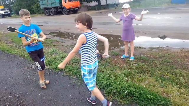 Как мы сказку играли и как лошадь утащила принца) смотреть онлайн