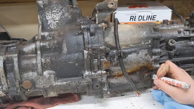 How To: 83-87 Toyota Tercel 4wd transmission fluid change. смотреть онлайн