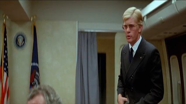 ESCAPE FROM NEW YORK : AIR FORCE ONE FALL смотреть онлайн