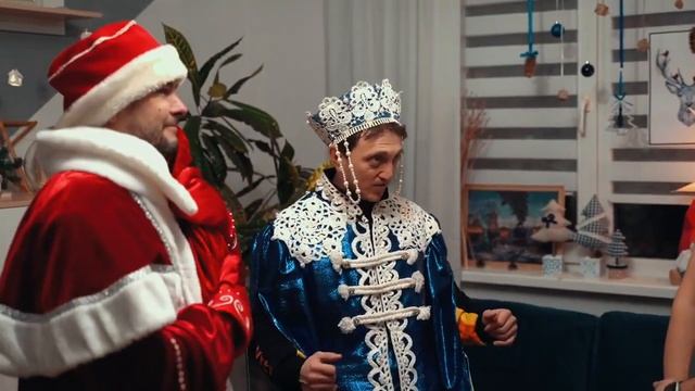 Кирилл Ладыгин и Денис Дорохов поздравляют с Новым годом! смотреть онлайн
