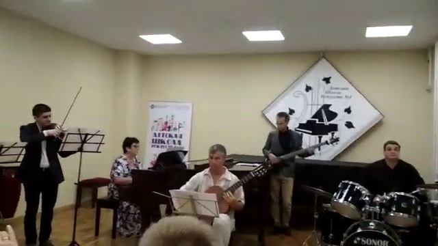 Paul Moriat - Minuetto (arr. by Gor Volkov) смотреть онлайн