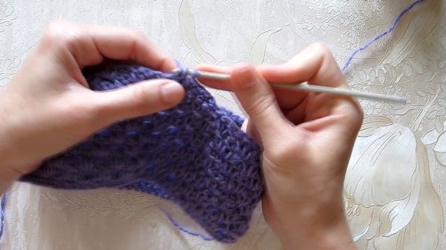 Вяжем простую сумочку для девочки / Knit crochet handbag смотреть онлайн