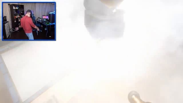 СИМУЛЯТОР ПАДЕНИЯ ИЗ САМОЛЕТА В ВИРТУАЛЬНОЙ РЕАЛЬНОСТИ!! смотреть онлайн