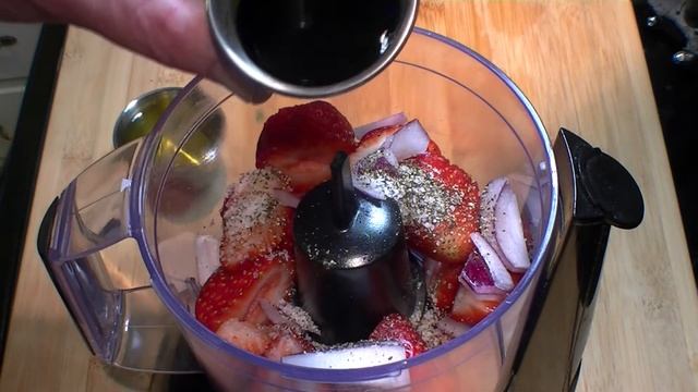 Strawberry Balsamic Vinaigrette Salad Dressing