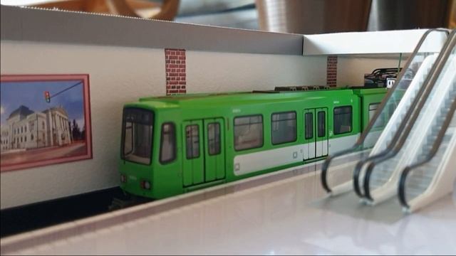 HO Modell des Halling TW 6000 der Üstra Hannover im HO U-Bahn Modul - nachvertont. смотреть онлайн
