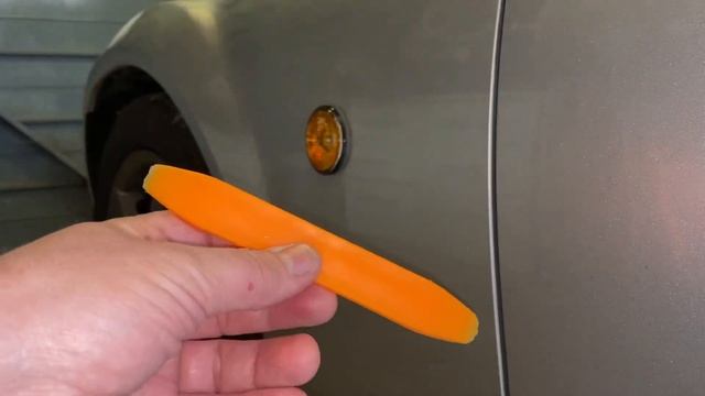 Mazda Mx5 NC Mk3 Miata side indicator / blinker / turn signal removal смотреть онлайн