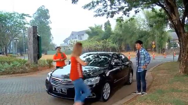 FTV Hardi Fadhillah & Pamela Bowie Cinta Dalam Hadiah
