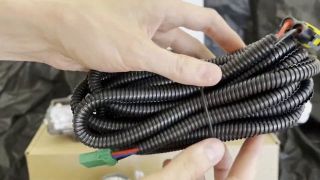 Обзор комплекта ДХО и ПТФ для Mitsubishi Pajero 4 Рестайлинг 2 2014-2019 смотреть онлайн