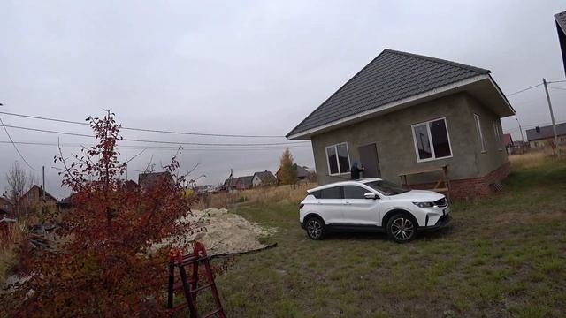 Огородный влог. КАК утеплить ГРЕЦКИЙ ОРЕХ на зиму. ОБРЕЗАЕМ деревья. смотреть онлайн