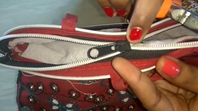 ஒரே நிமிடத்தில் bag,purse endha zip repair சரி செய்யலாம் easy method/zip repair in just a minute смотреть онлайн