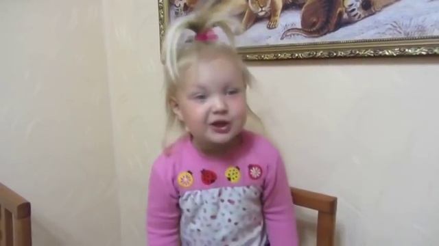 Прикольный стишок бабушке! Умничка девочка! YouTube смотреть онлайн