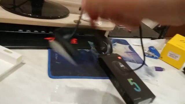 Обзор на Mi Smart Band 5 смотреть онлайн