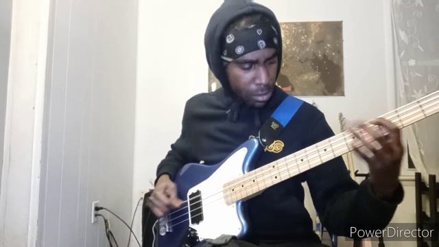 I'm so sick 😷 (BASS Cover) Flyleaf смотреть онлайн