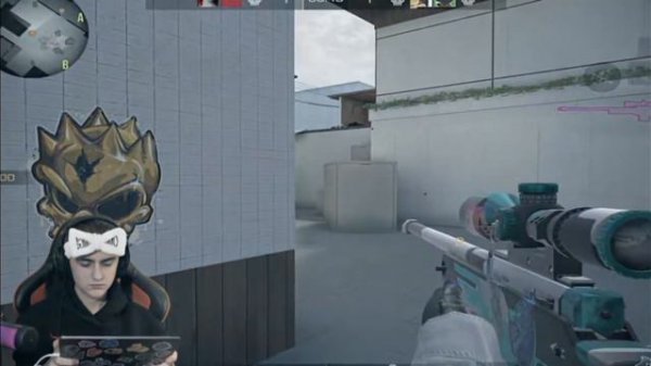 Блэк скай поменял носки