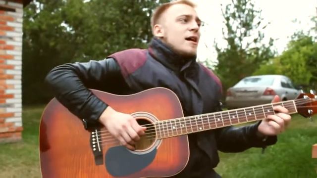 парень красиво поёт и очень классно играет на гитаре до слёз!!!! смотреть онлайн