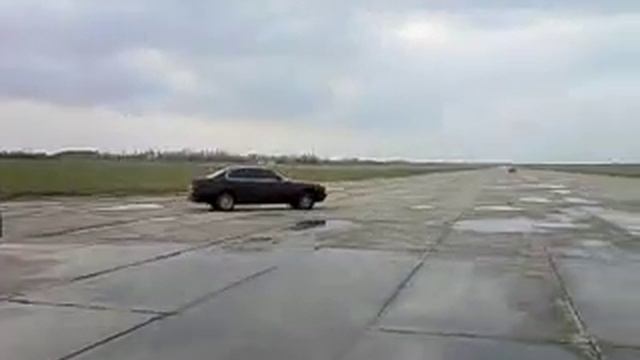 Видео со взлетки г.Тирасполя! Клуб BMW смотреть онлайн