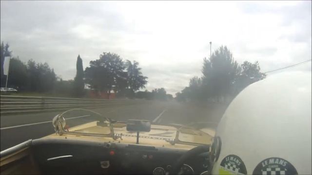 In car Austin Healey 100M Le Mans Classic 2012 Start and first lap смотреть онлайн