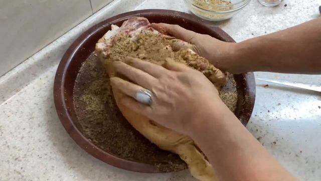 291. Сочный свиной окорок в духовке. смотреть онлайн
