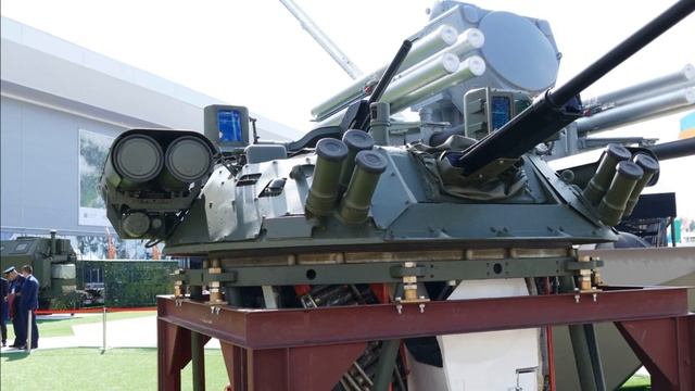 Названы характеристики лёгкого боевого модуля «Нарцисс» смотреть онлайн