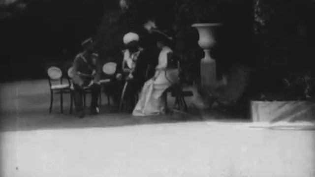 Святой Царь в Крыму - уникальные кадры кинохроники. Часть первая. смотреть онлайн