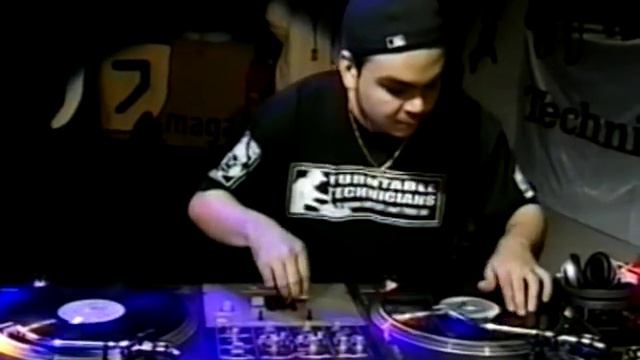 2001 - DJ Coki (Philippines) V Impereal (USA) - DMC Battle For World Supremacy - Round 2 смотреть онлайн