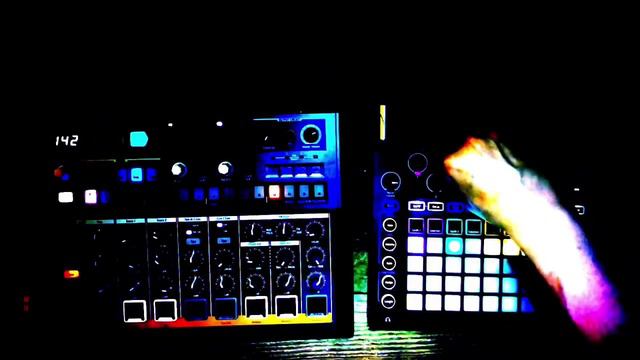 Thoughts and Review of the Arturia Drumbrute Impact Analog Drum Machine смотреть онлайн
