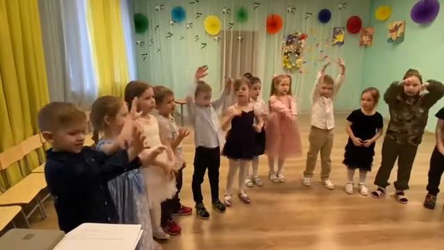 Ева.садик. "У меня есть мама" смотреть онлайн