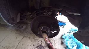 как поменять задние тормозные диски и как свести супорт ФОРД МОНДЕО 4 !