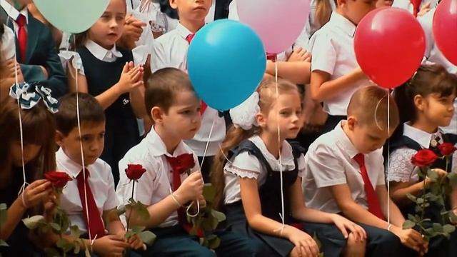 Школа "Новатор" Краснодар - 1 сентября 2018. 1 "Б" класс. смотреть онлайн