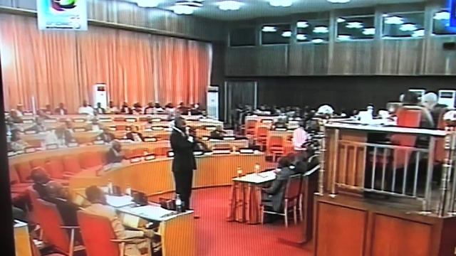 Jacques Ndjoli: "Le gouvenement des sorciers et des caïmans" смотреть онлайн